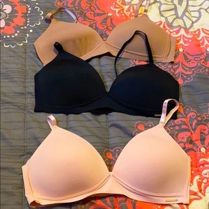 Vince Camuto no padded bras